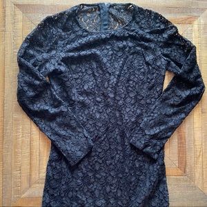 Aritzia Talula Black long sleeved lace dress